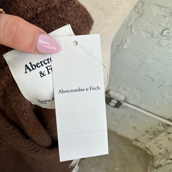 Abercrombie & fitch Madeline crew sweater size SMALL - Picture 8 of 8